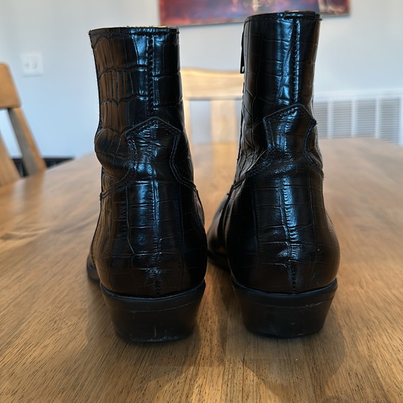 Men’s black boot 11 - Picture 2 of 6